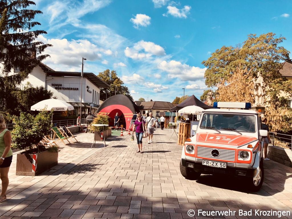 Feuerwehr Food Truck - Midnight-Dreamers